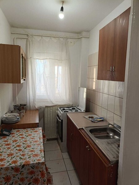 Rahova, Calea Rahovei, Liceul Bolintineanu, stradal